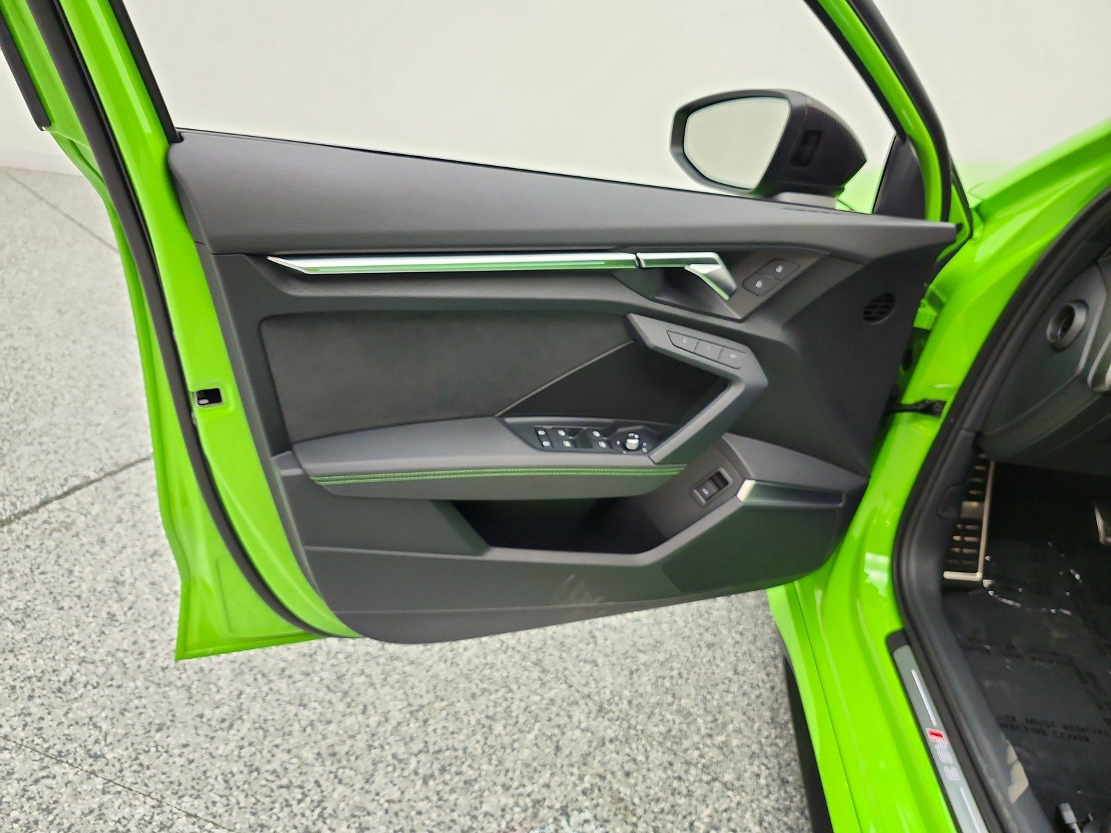 Used 2024 Kyalami Green Audi 2.5 TFSI image 15