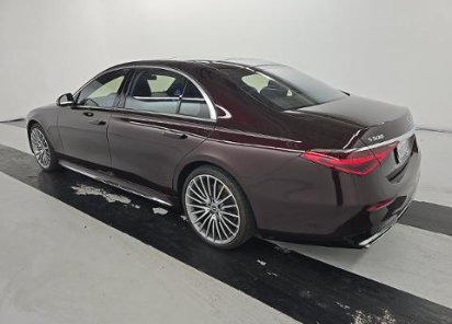 Used 2023 Red Mercedes-Benz S 500 image 10