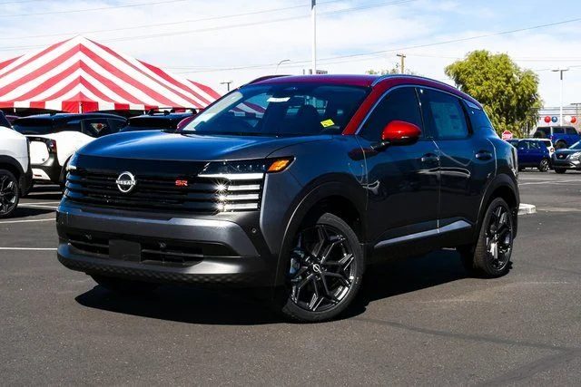 New 2026 Gun Metallic / Scarlet Ember Tintcoat Two-tone Nissan SR image 43