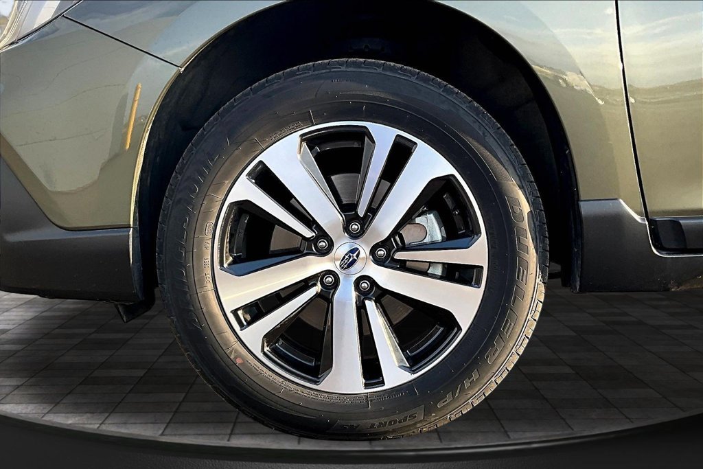 Used 2019 Green Subaru 2.5i image 35