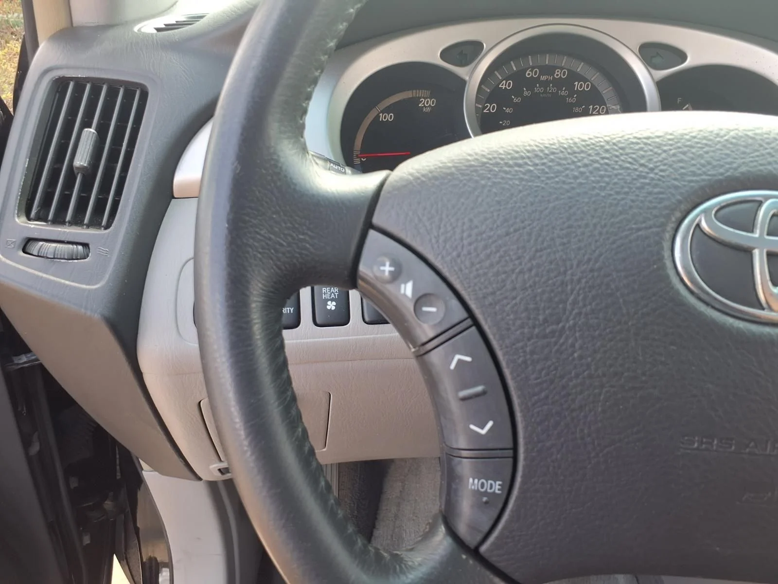 Used 2007 Black Toyota Limited image 18