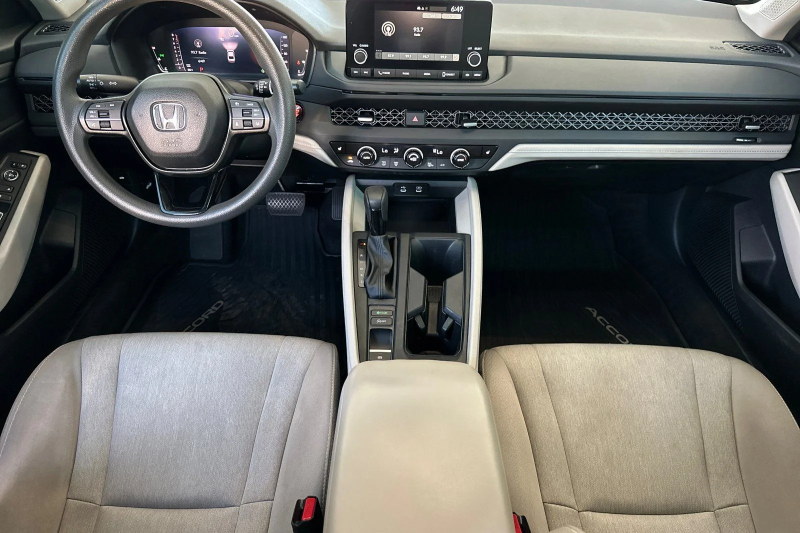 Used 2024  Honda EX image 13