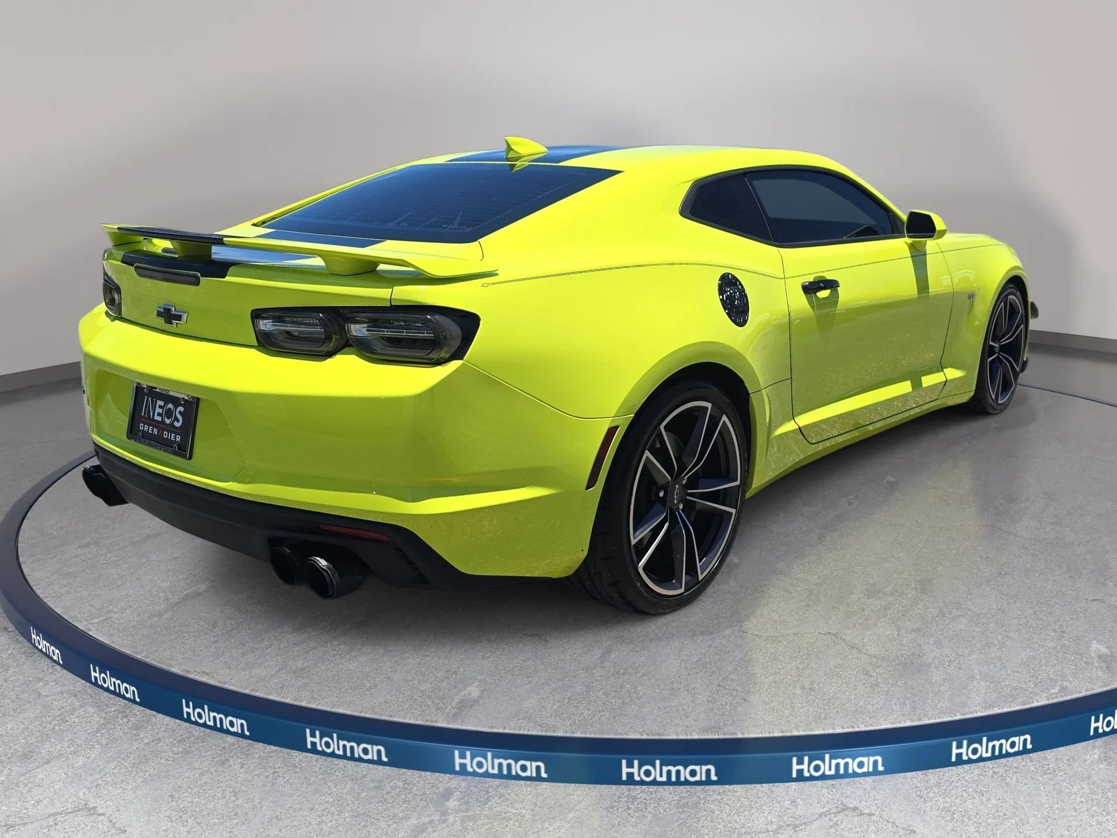 Used 2021 Green Chevrolet SS image 6