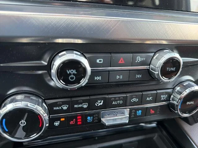New 2026 Star White Metallic Tri-Coat Ford F-350® King Ranch® image 55