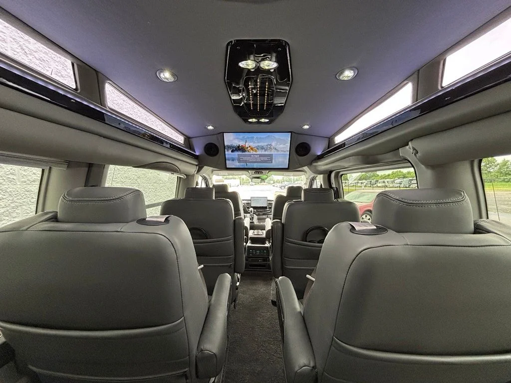 New 2026 Black Ford Explorer Limited SE image 3