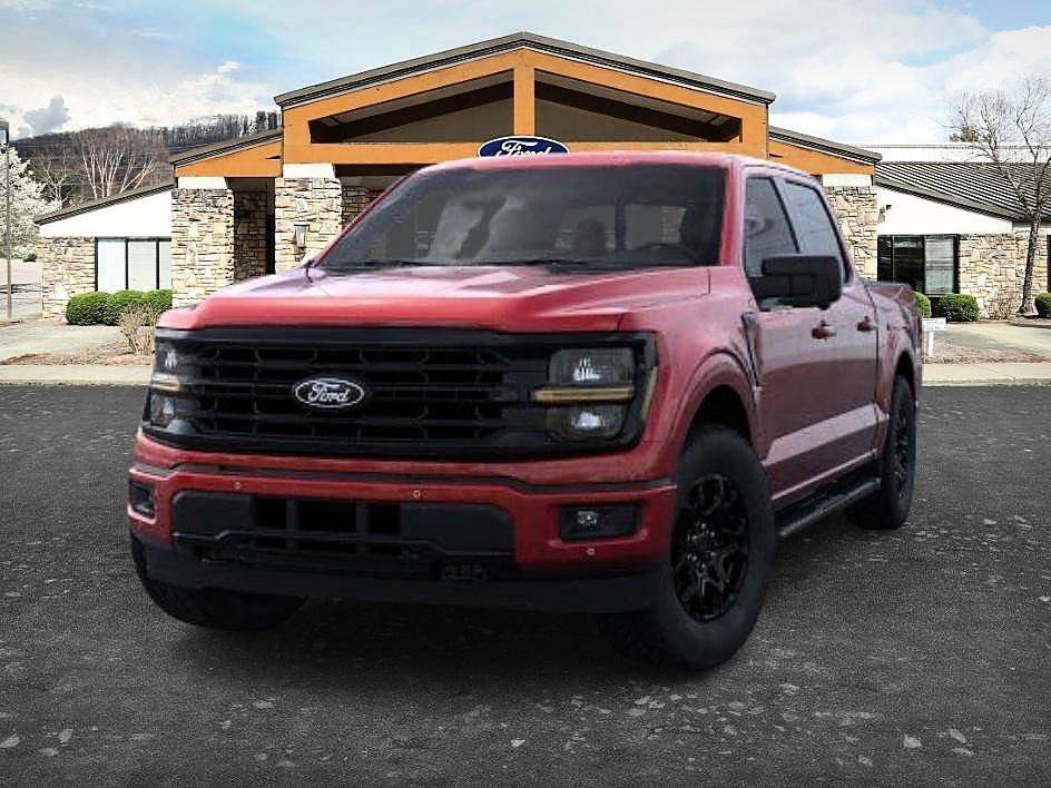 New 2026 Ruby Red Metallic Tinted Clearcoat Ford XLT image 2