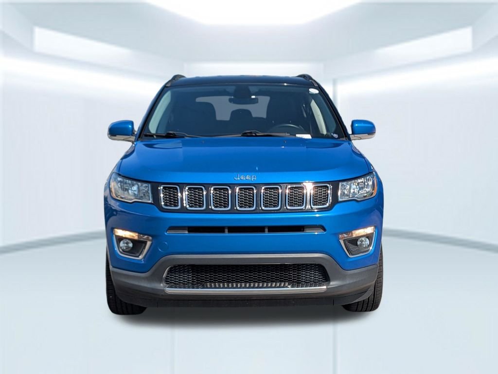 Used 2018 Blue Jeep Limited image 10