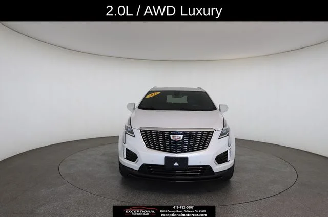 Used 2022 White Cadillac Luxury image 31