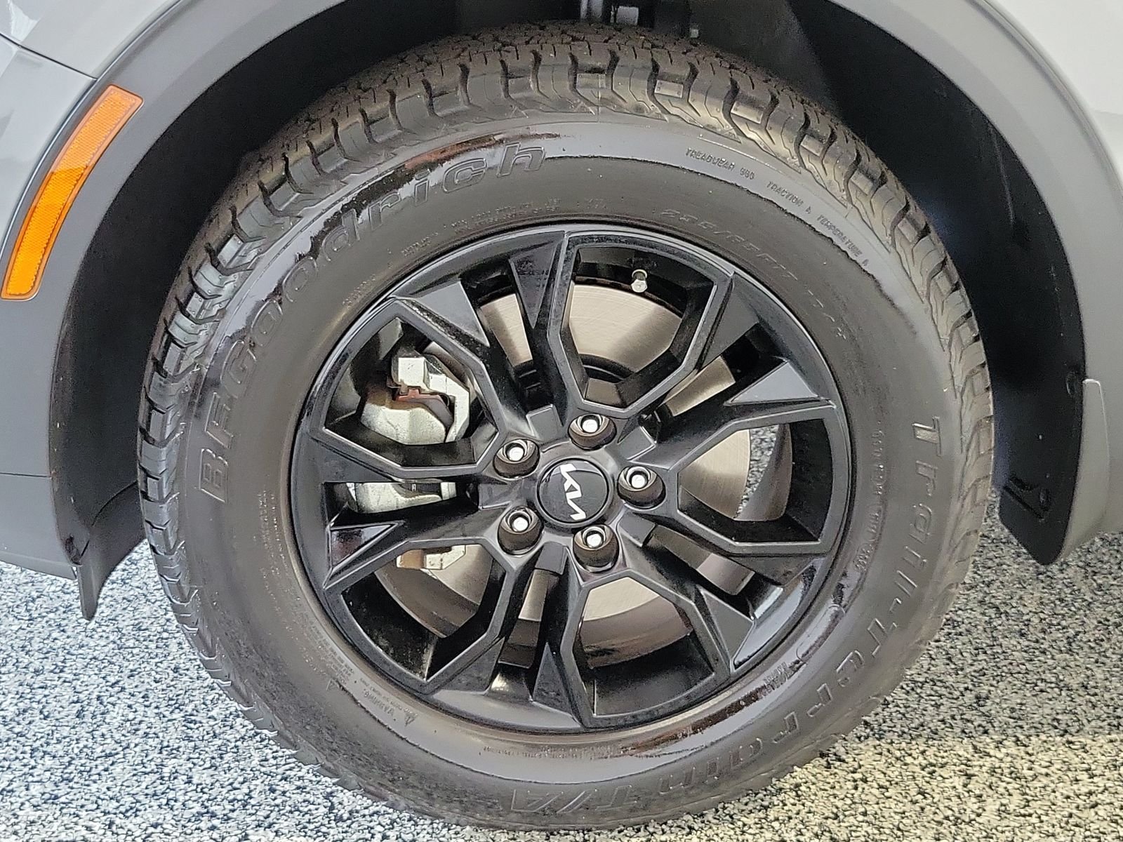 Certified Used 2023 Gray Kia X-Pro image 5