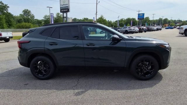 2026 Chevrolet Trax LT - Photo 9