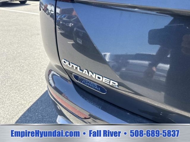 2024 Mitsubishi Outlander SE - Photo 5