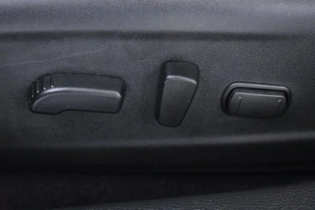 Used 2019 Black Nissan SR image 15