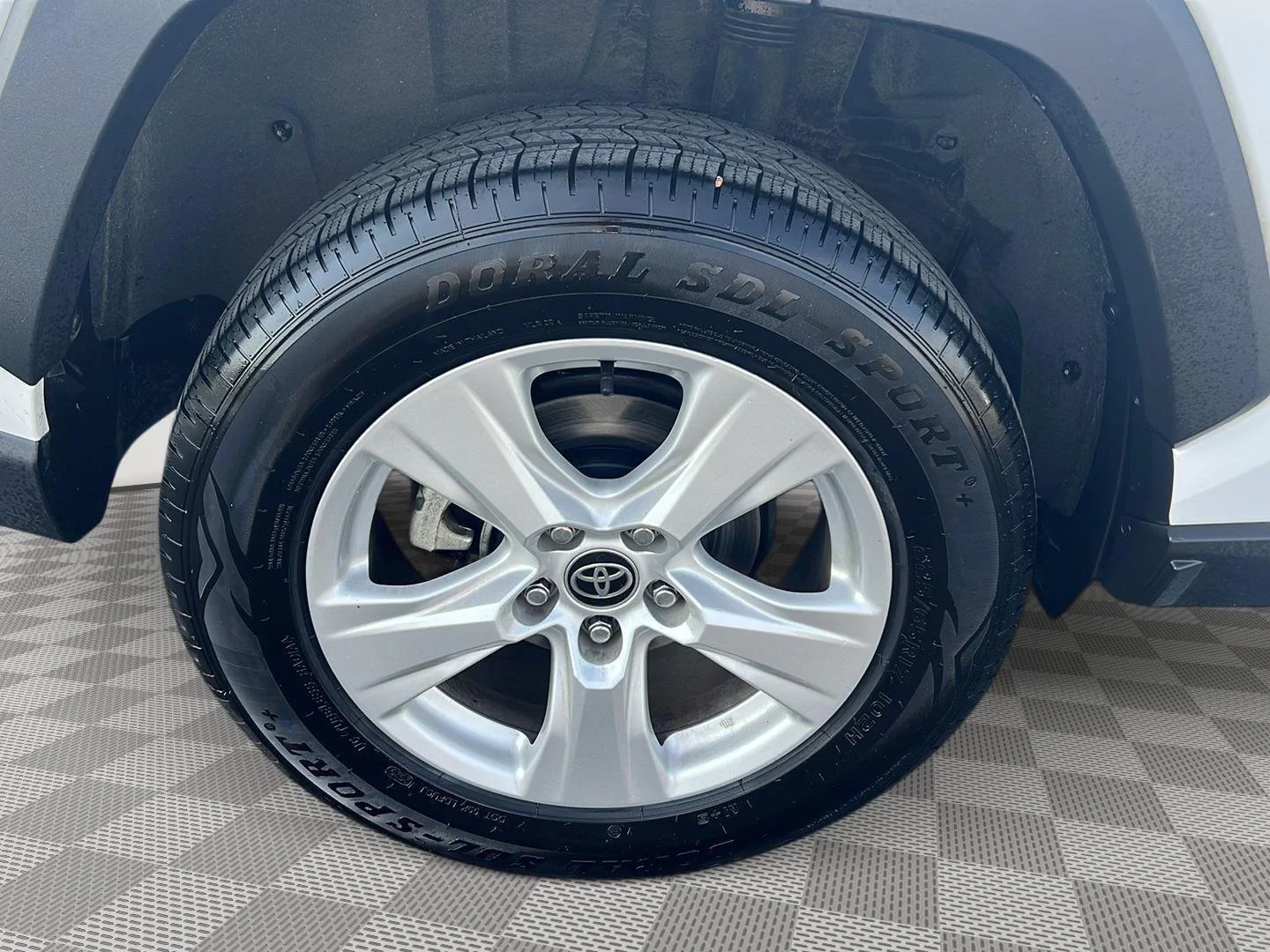 Used 2021 Super White Toyota XLE image 20