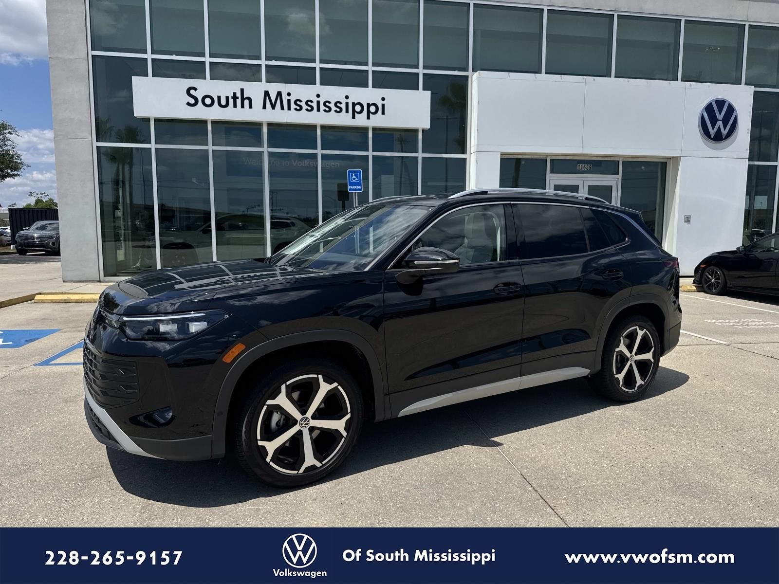 2026 Volkswagen Tiguan 2.0T SE's photo