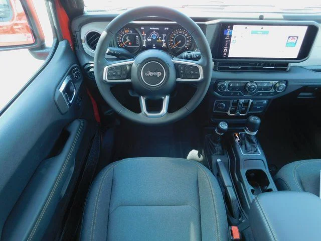 2025 Jeep Wrangler 4-Door Sahara - Photo 6