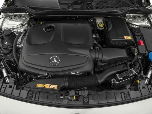 Used 2017 Cirrus White Mercedes-Benz GLA 250 image 17