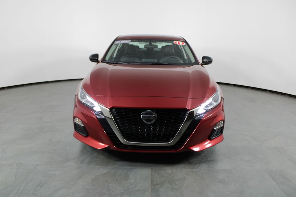 2019 Nissan Altima SR - Photo 13