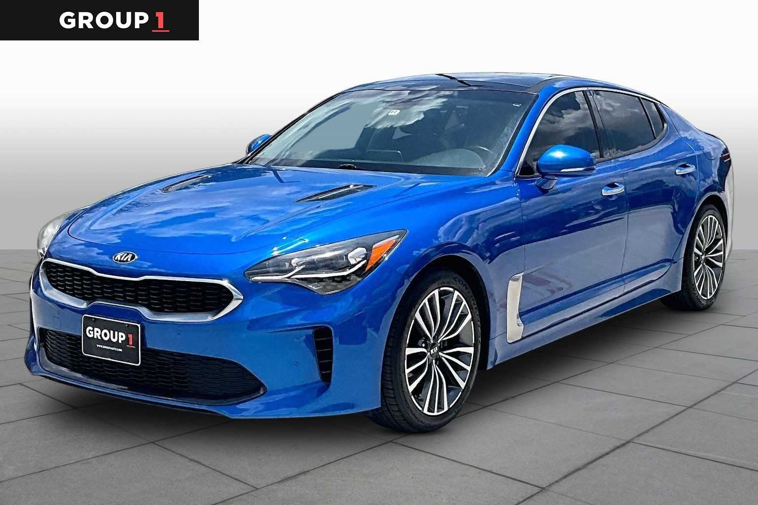 2019 Kia Stinger Premium's photo