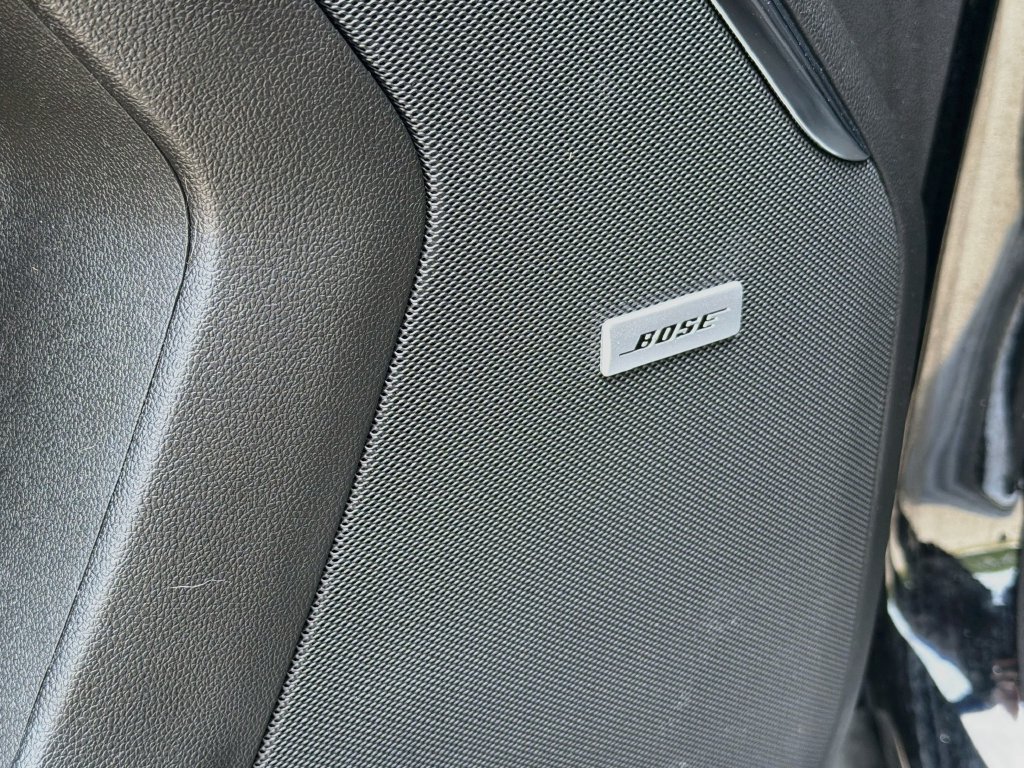 Used 2025 Black Chevrolet High Country image 21