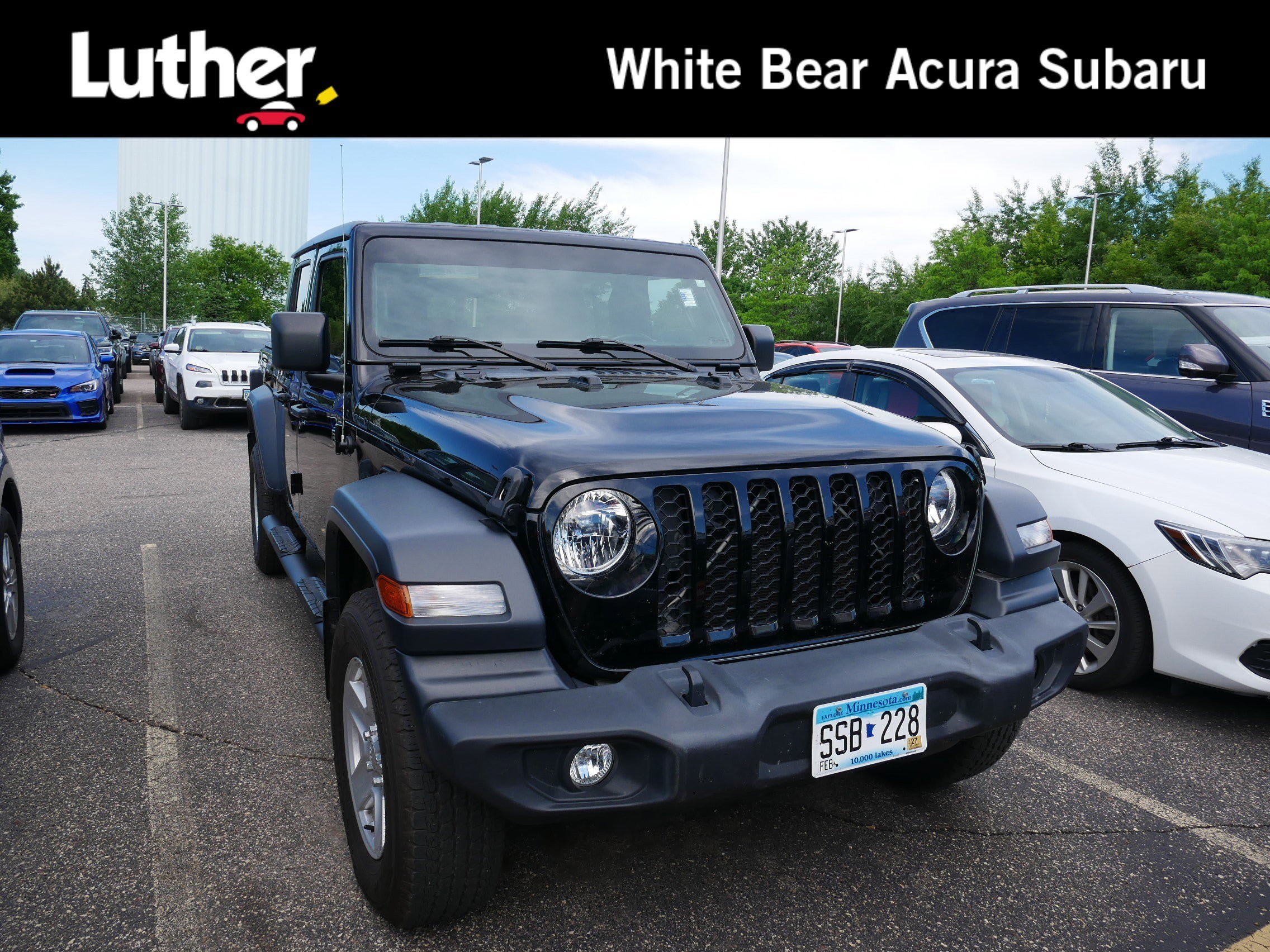 2020 Jeep Gladiator Sport S's photo