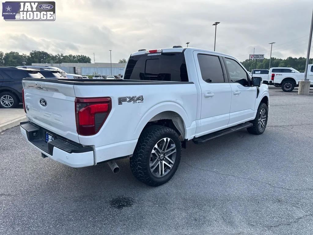 Used 2024 Oxford White Ford XLT image 7