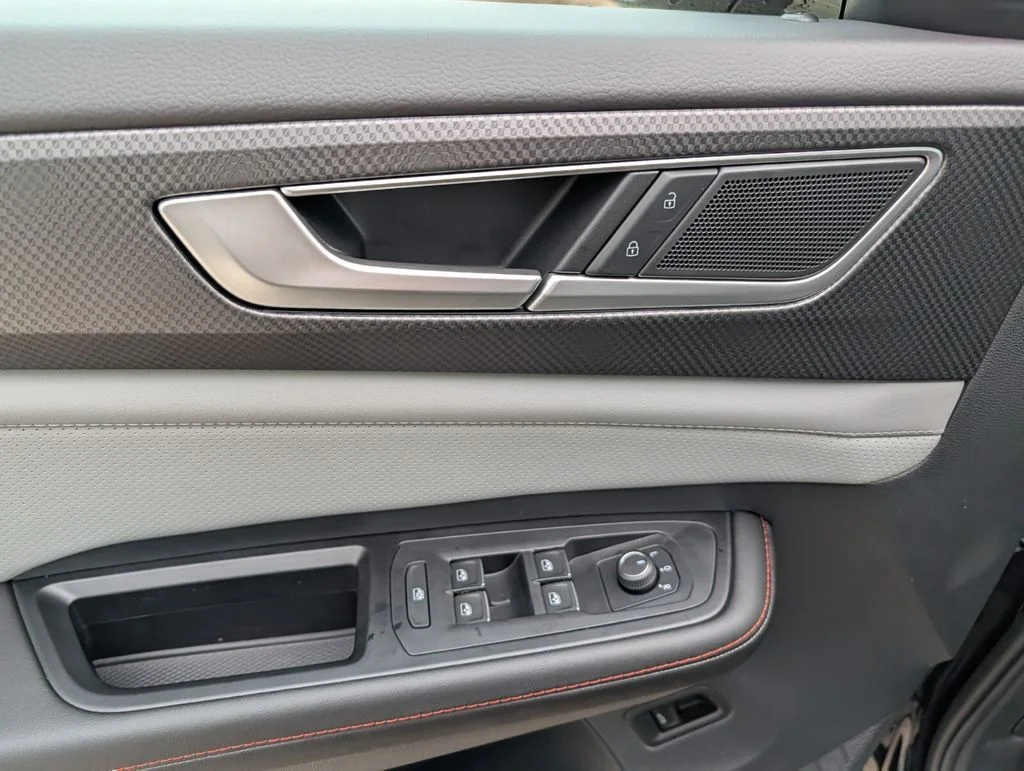 New 2026 Black Volkswagen 2.0T Peak Edition image 17