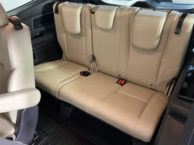 Used 2019 Blue Subaru Limited image 15