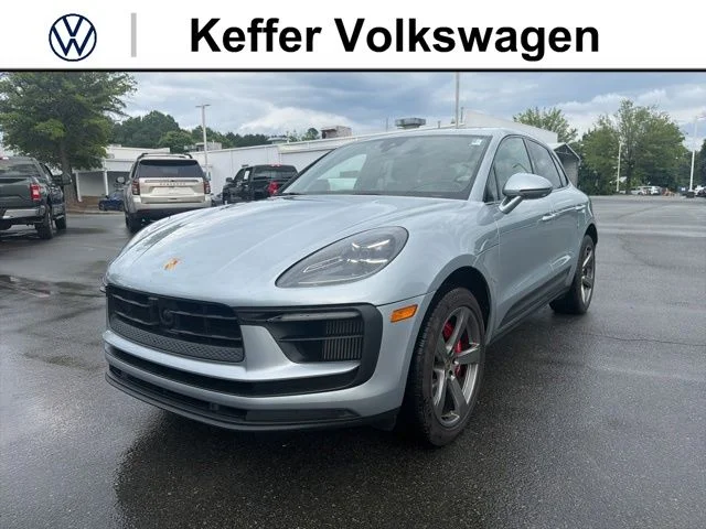 2022 Porsche Macan 2022 Porsche Macan S 4D Sport Utility