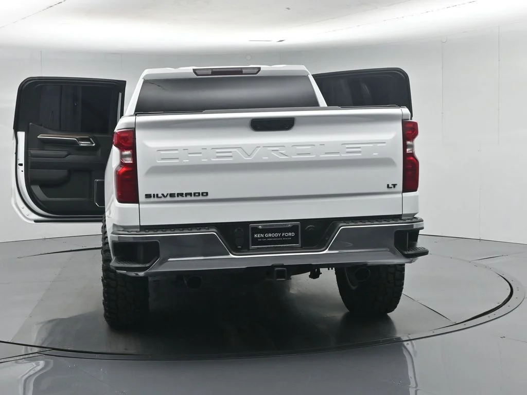 Used 2023 White Chevrolet LT image 36