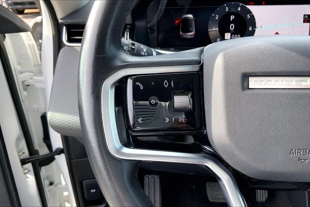 Used 2023 White Land Rover S image 11