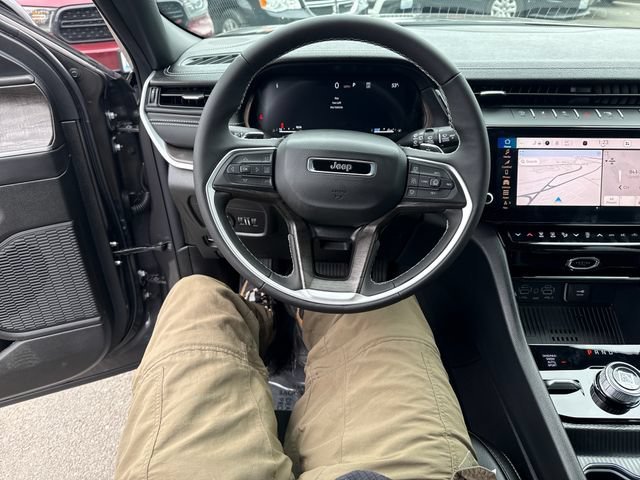 New 2026 Baltic Gray Metallic Clearcoat Jeep Laredo Altitude image 18