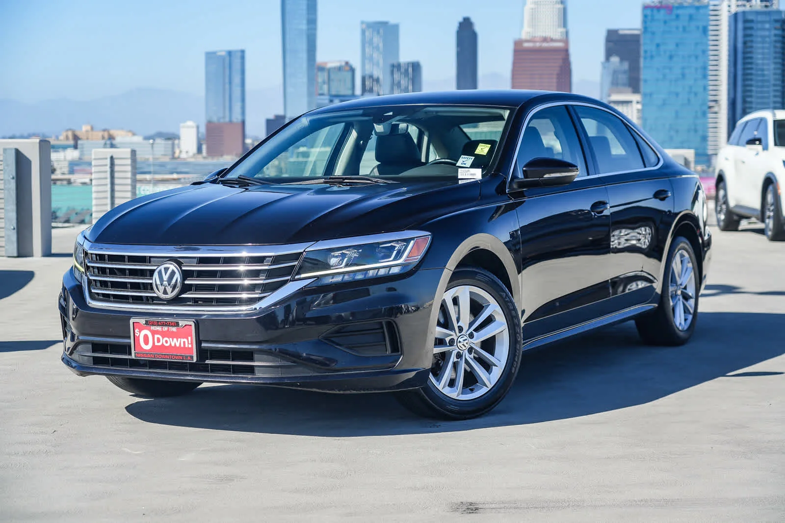 Used 2020  Volkswagen 2.0T SE image 1