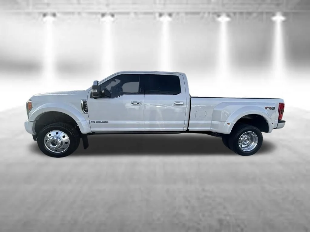 Used 2019 White Platinum Clearcoat Metallic Ford Platinum image 8