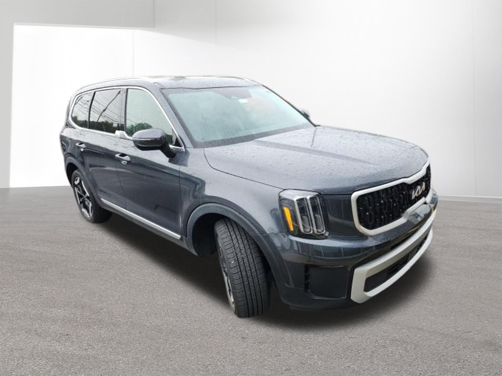 Certified Used 2024 Gravity Gray Kia EX image 2