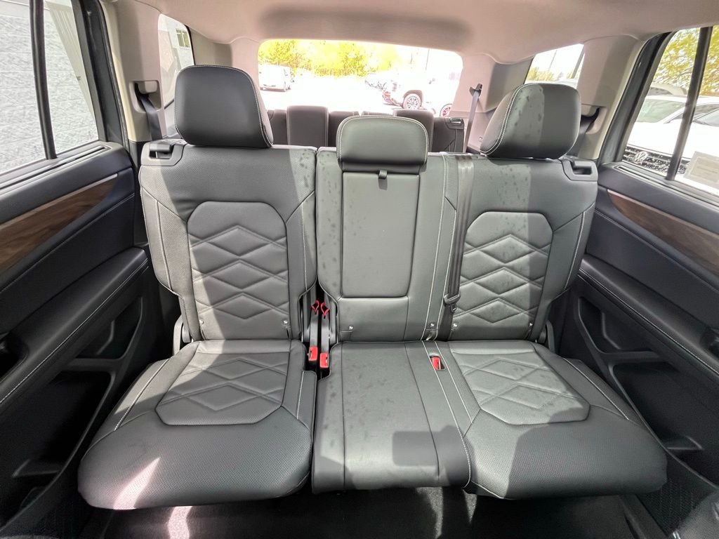 New 2026 Gray Volkswagen 2.0T SE w/Technology image 25