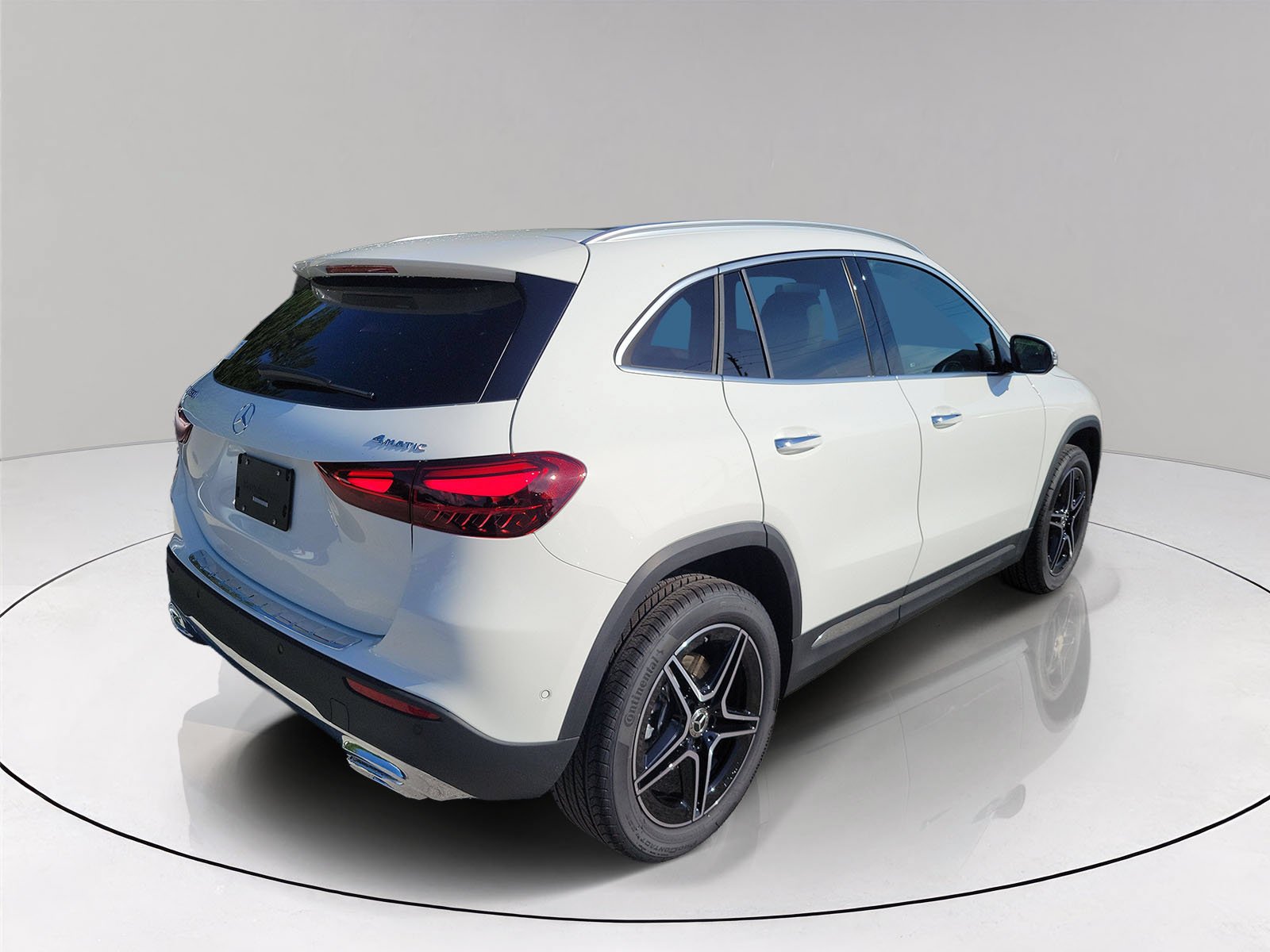 New 2026 Polar White Mercedes-Benz GLA 250 image 35