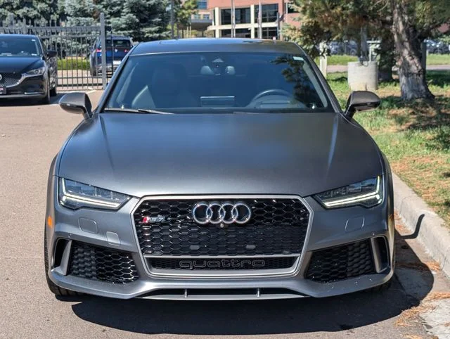 Used 2017  Audi 4.0T Prestige image 6