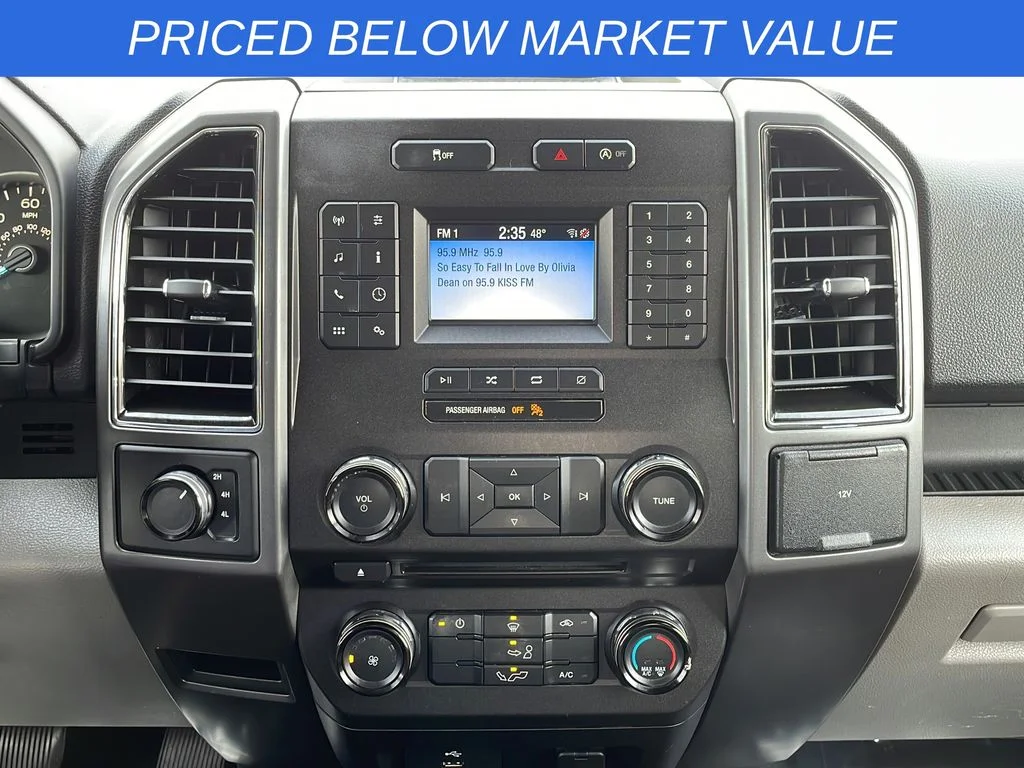 Used 2018 Red Ford XLT image 18