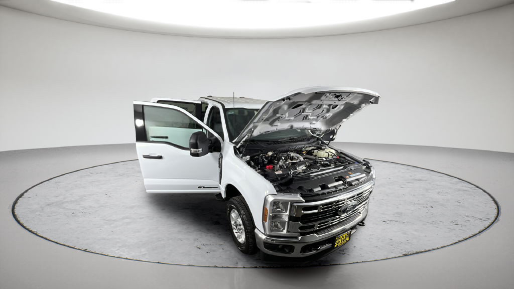 New 2026 Oxford White Ford F-250® XLT image 11