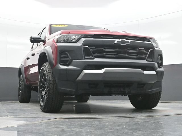 Used 2024 Red Chevrolet Trail Boss image 22