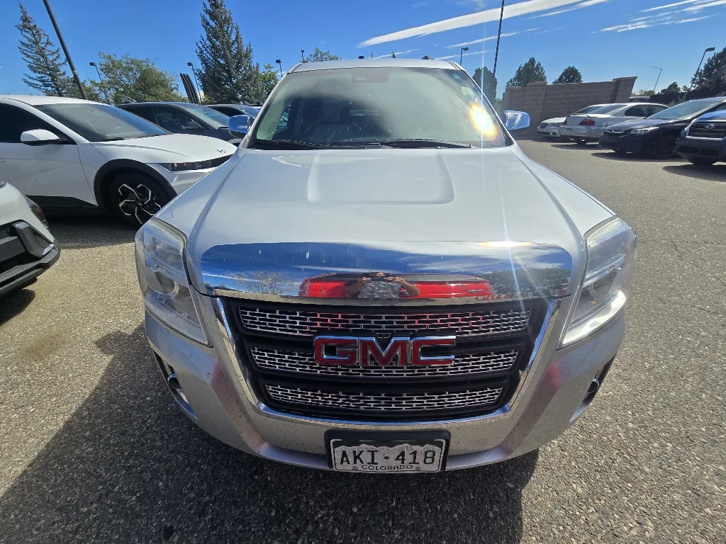 Used 2013 Quicksilver Metallic GMC SLT image 20