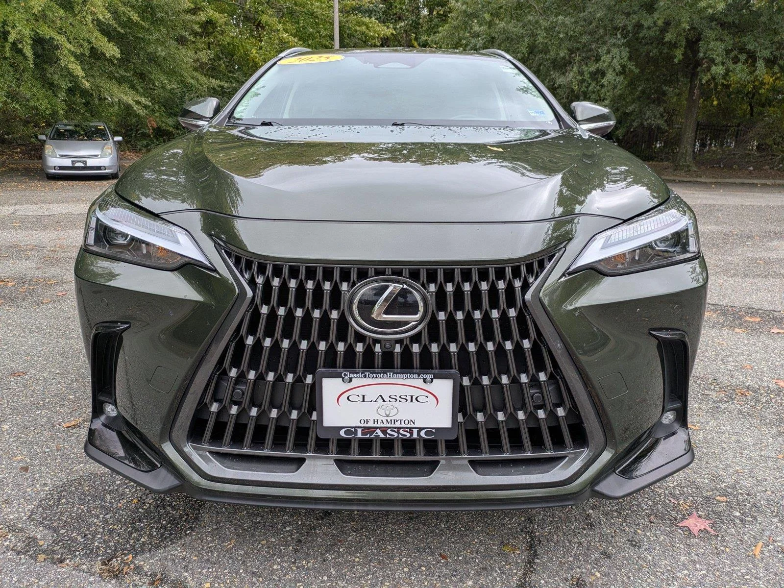 Used 2025 Nori Green Pearl Lexus NX 350 Premium image 9