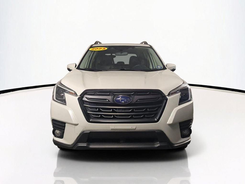 2023 Subaru Forester Limited - Photo 13