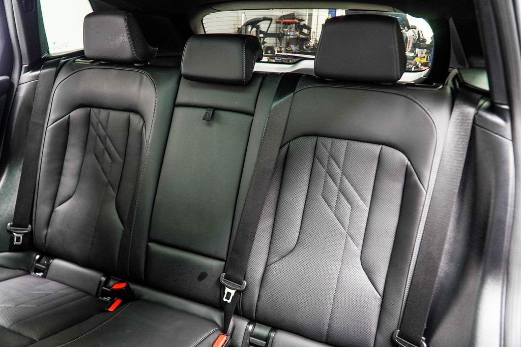 Used 2025 Gray BMW M50 xDrive image 39