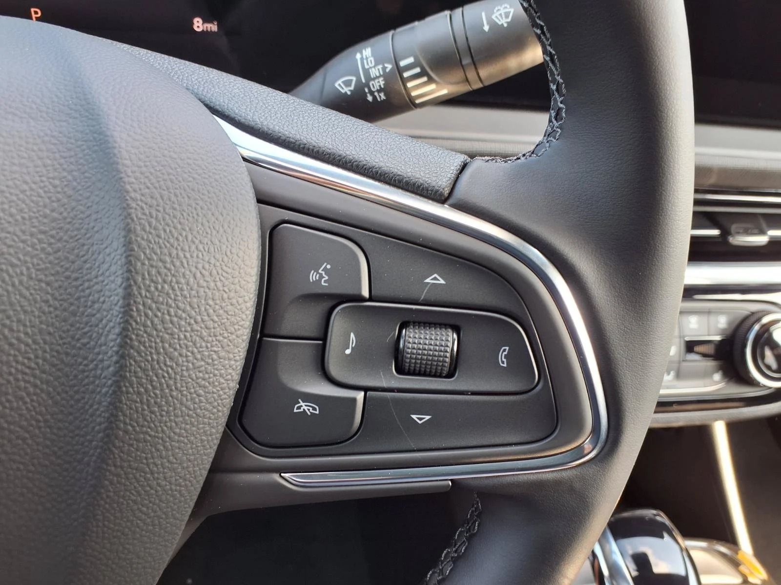 2026 Buick Envista Sport Touring - Photo 10