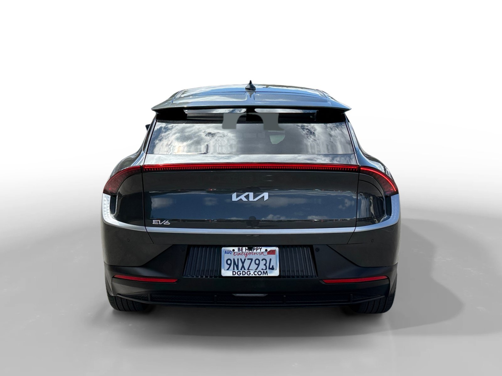Used 2024 Gray Kia Light image 4