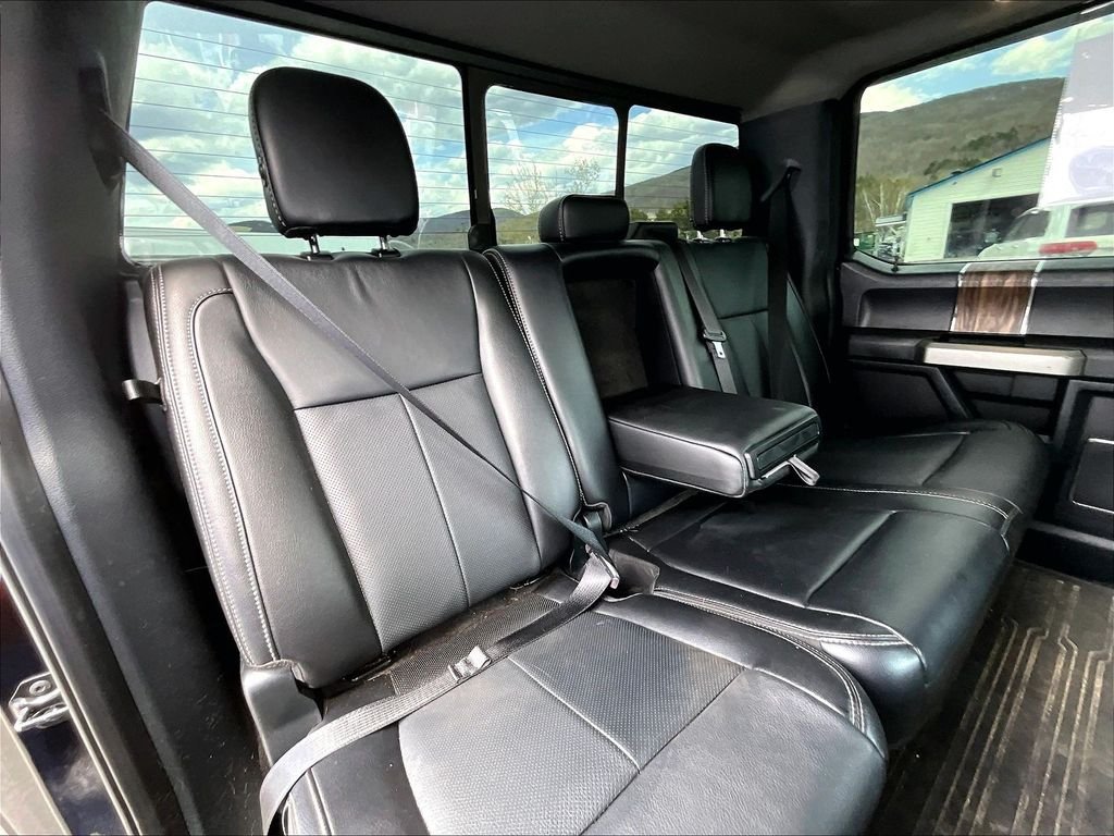 Used 2019 Agate Black Metallic Ford Lariat image 16