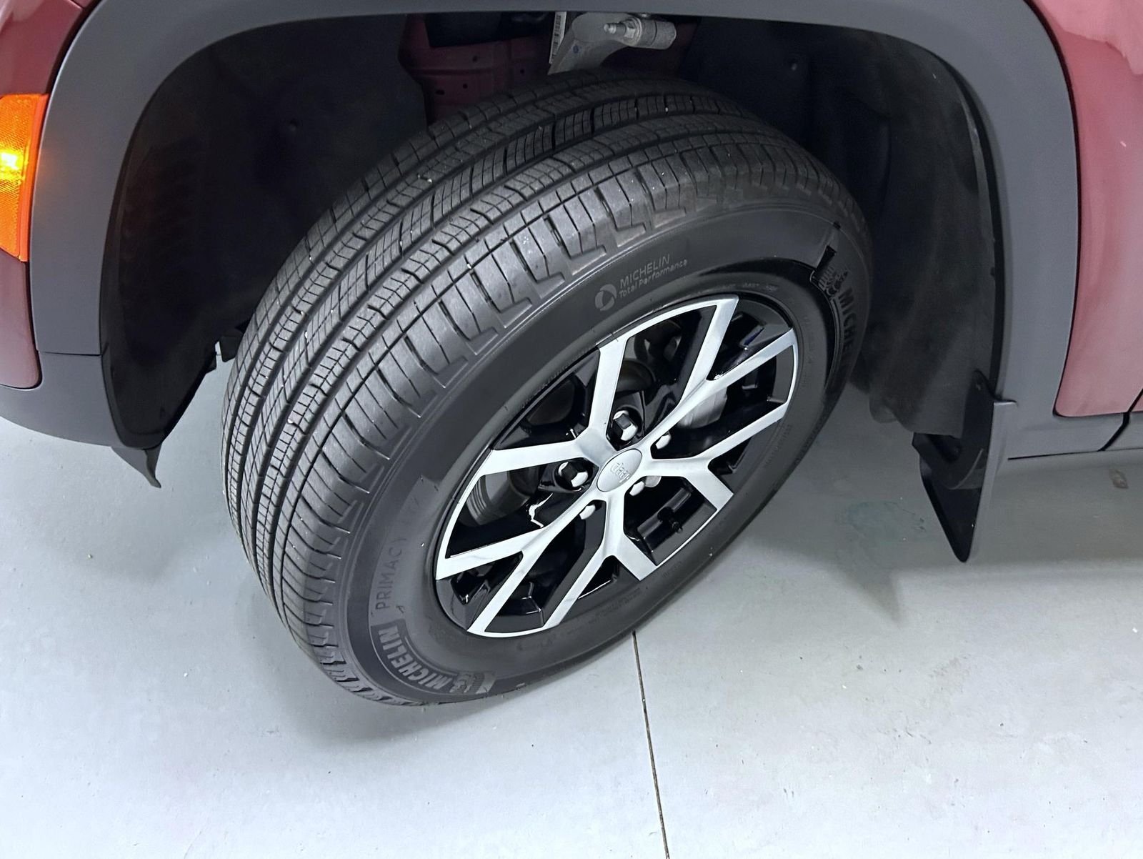 Used 2025 Red Jeep Limited image 23