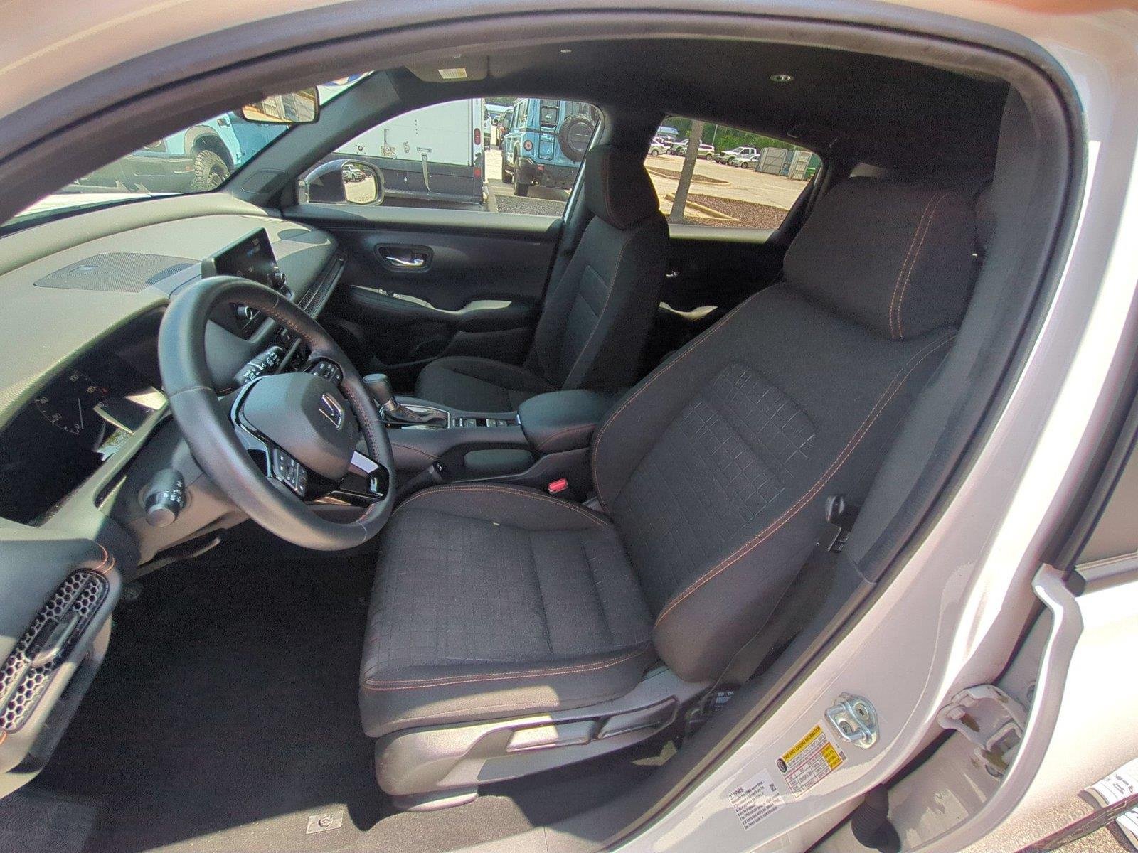 Used 2024 Platinum White Pearl Honda Sport image 18