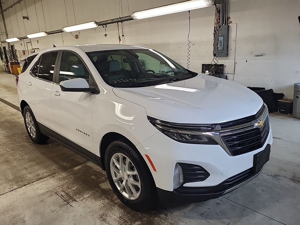 Used 2022 Chevrolet Equinox LT with VIN 3GNAXUEV7NL179988 for sale in Fergus Falls, Minnesota